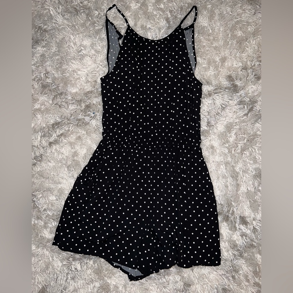 Old Navy Black Polka Dot Romper w/ Pockets